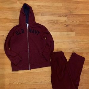Boy’s sweatshirt and pant set